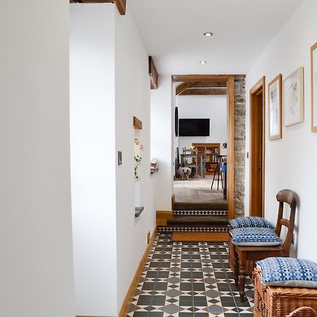Sgubor Llwyndu Villa Betws  Exteriör bild