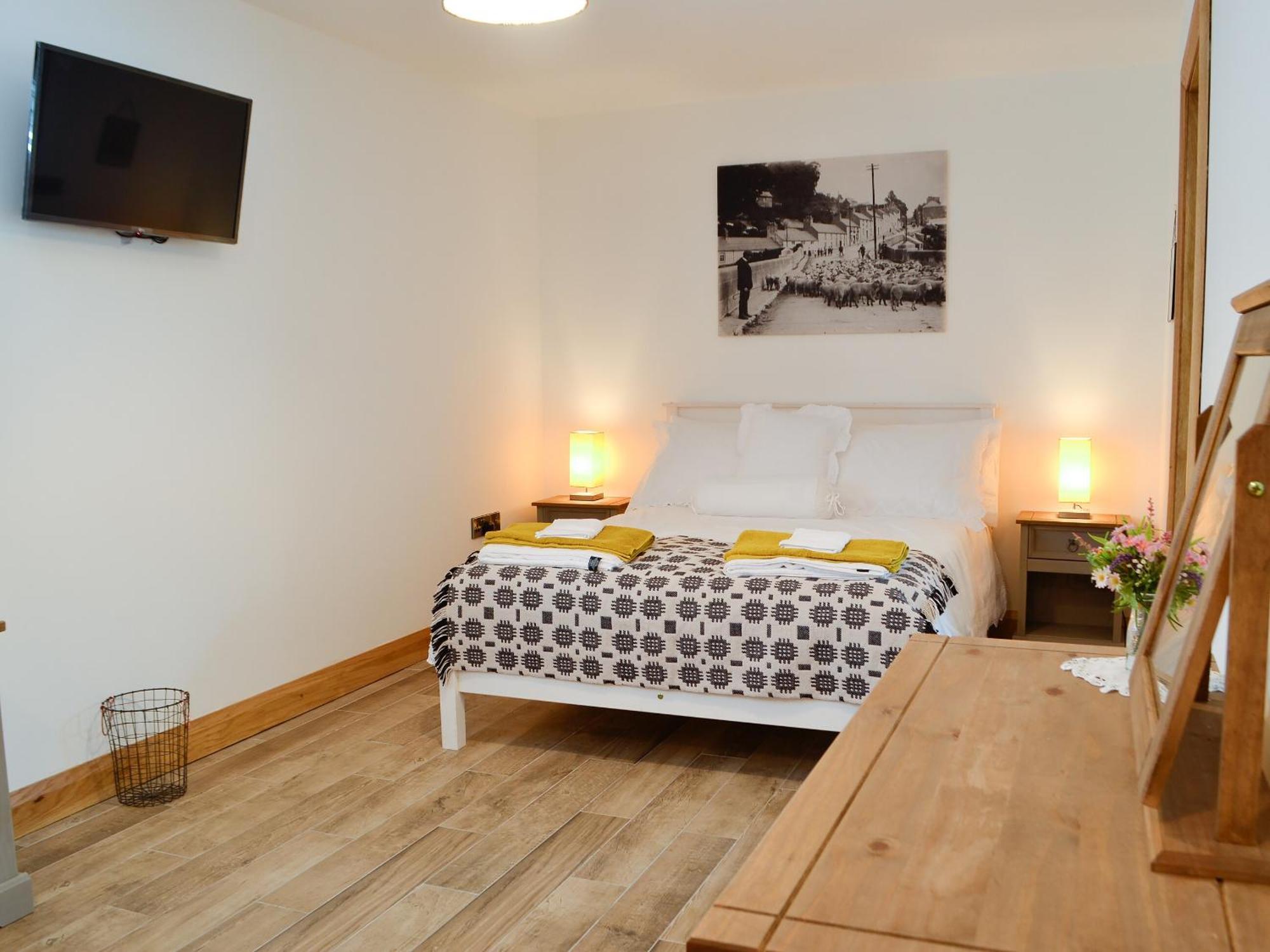 Sgubor Llwyndu Villa Betws  Exteriör bild